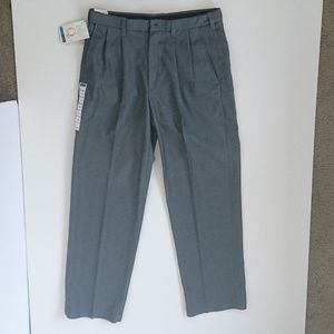 NWT Haggar Performance Cool Gray 32Wx30L Pants